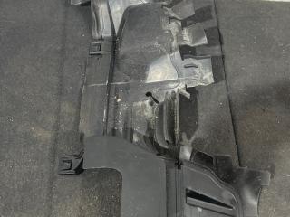 воздуховод (дефлектор) радиатора Audi A6 C8 2022, 4K0121283AA