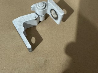 петля двери Audi Q3 F3 2020, 2.0 л., бензин, АКПП, внедорожник 5 дв., полный привод, 8W0833404, 8W0833406A
