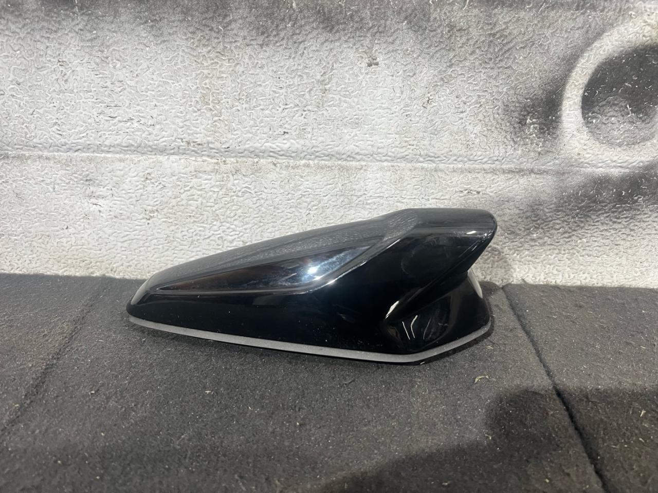 антенна Audi A5 B10 2025, 2.0 л., дизель, АКПП, 8B3035503A - фото №1