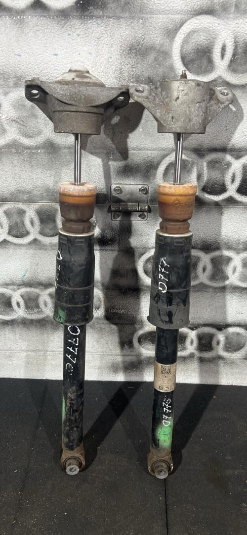 амортизатор задний Audi A7 4K C8 2019, 4K0513035AD - фото №1