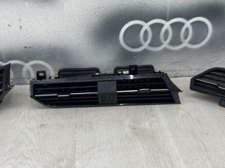 дефлектор обдува салона Audi Q3 F3 2020, 2.0 л., бензин, АКПП, внедорожник 5 дв., полный привод, 6PS, 83B820901, 83B820902, 83B820903