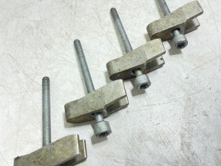 крепление форсунки Mercedes-Benz E-Класс W211/S211 2002, 2.2 л., дизель, A6110160738