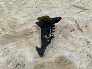 захватный крюк капота BMW 3 серия E90/E91/E92/E93 E92 2007, 3.0 л., дизель, АКПП, купе, задний привод, правый руль, 7241863, 51237073916, 7073916