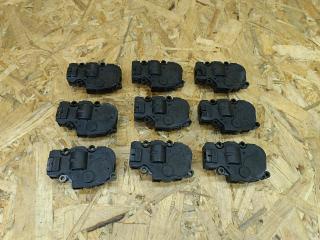 моторчик заслонки печки BMW 5 серия G30/G31 G30 2017, 3.0 л., дизель, АКПП, синий, седан, полный привод, правый руль, 412650920, 64119384023, 9384023