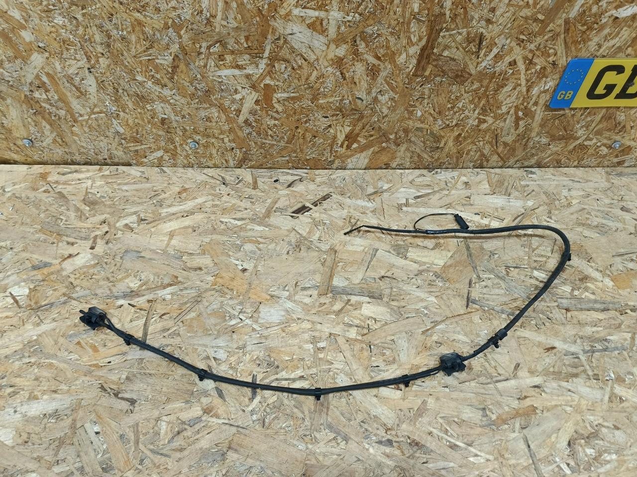 форсунка омывателя лобового стекла BMW 2 серия Active Tourer F45 2015, дизель, АКПП, серый, минивэн, передний привод, 7331291, 61667331291, 61667954476, 7954476 - фото №1