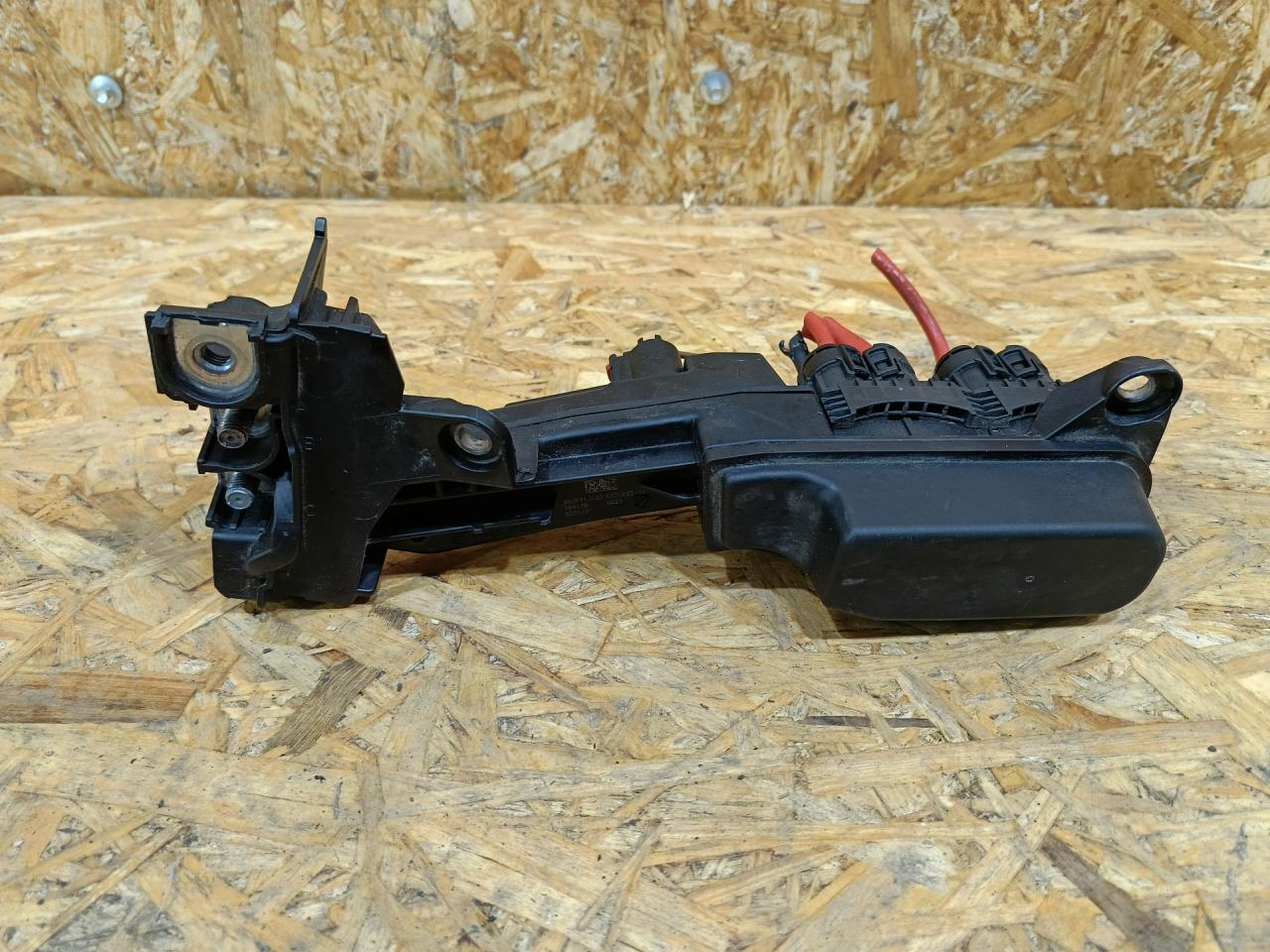 распределитель тока BMW 5 серия G30/G31 G30 2018, 3.0 л., дизель, АКПП, серый, седан, полный привод, правый руль, 6802943, 61149339825, 9339825 - фото №1