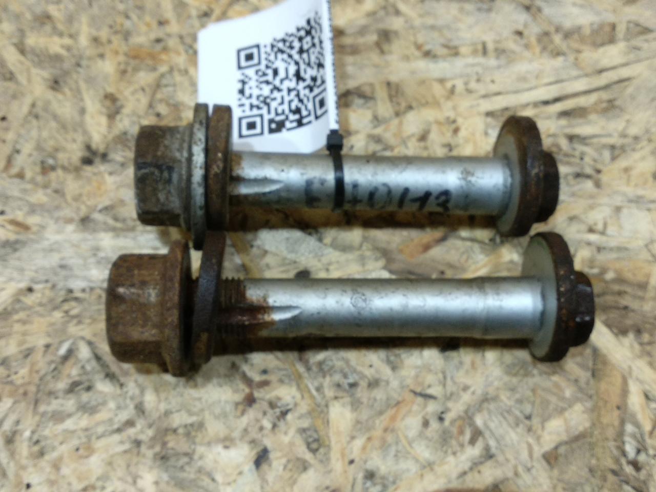 болт развальный BMW X5 E70 2007, 4.8 л., бензин, АКПП, серебро, внедорожник 5 дв., полный привод, правый руль, 6777169, 33306777169 - фото №1