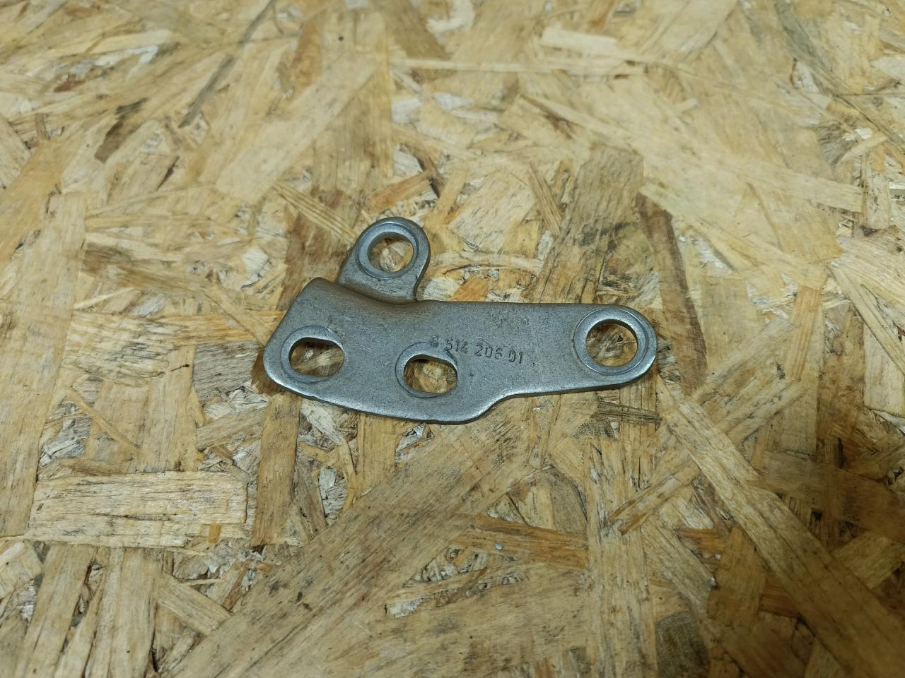 кронштейн двигателя BMW 2 серия Active Tourer F45 2015, дизель, АКПП, серый, минивэн, передний привод, 8514206, 18208514206 - фото №1