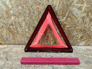 знак аварийной остановки BMW X5 E70 [рестайлинг] 2011, 3.0 л., дизель, АКПП, внедорожник 5 дв., полный привод, правый руль, 6770487, 71606770487, 71606770096, 6770096, 71606768272, 6768272