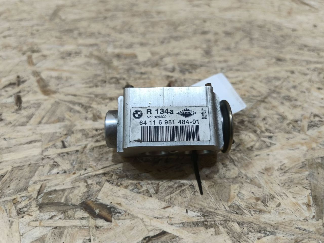 расширительный клапан кондиционера BMW 3 серия E90/E91/E92/E93 E92 2007, 3.0 л., дизель, АКПП, купе, задний привод, правый руль, 9226078, 64119226078, 64119182512, 9182512, 64116981484, 6981484, 64116934406, 6934406 - фото №1