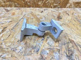 петля двери BMW X1 F48 2016, 2.0 л., дизель, АКПП, белый, внедорожник 5 дв., передний привод, правый руль, 7246068