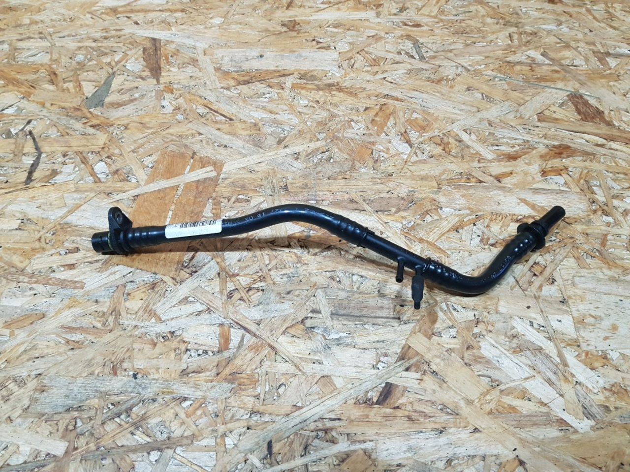 трубка вакуумная усилителя тормозов BMW 3 серия F30/F31/F34 F30 2014, 2.0 л., дизель, МКПП, седан, полный привод, правый руль, 850821502, 8508215, 11668508215 - фото №1