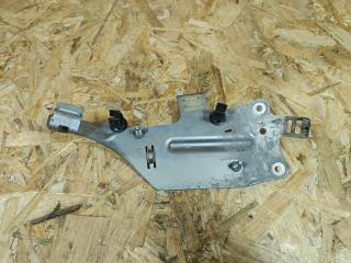 кронштейн (крепление) BMW 2 серия Gran Tourer F46 [рестайлинг] F46 2020, дизель, АКПП, серый, минивэн, передний привод, 8587806, 13628587806