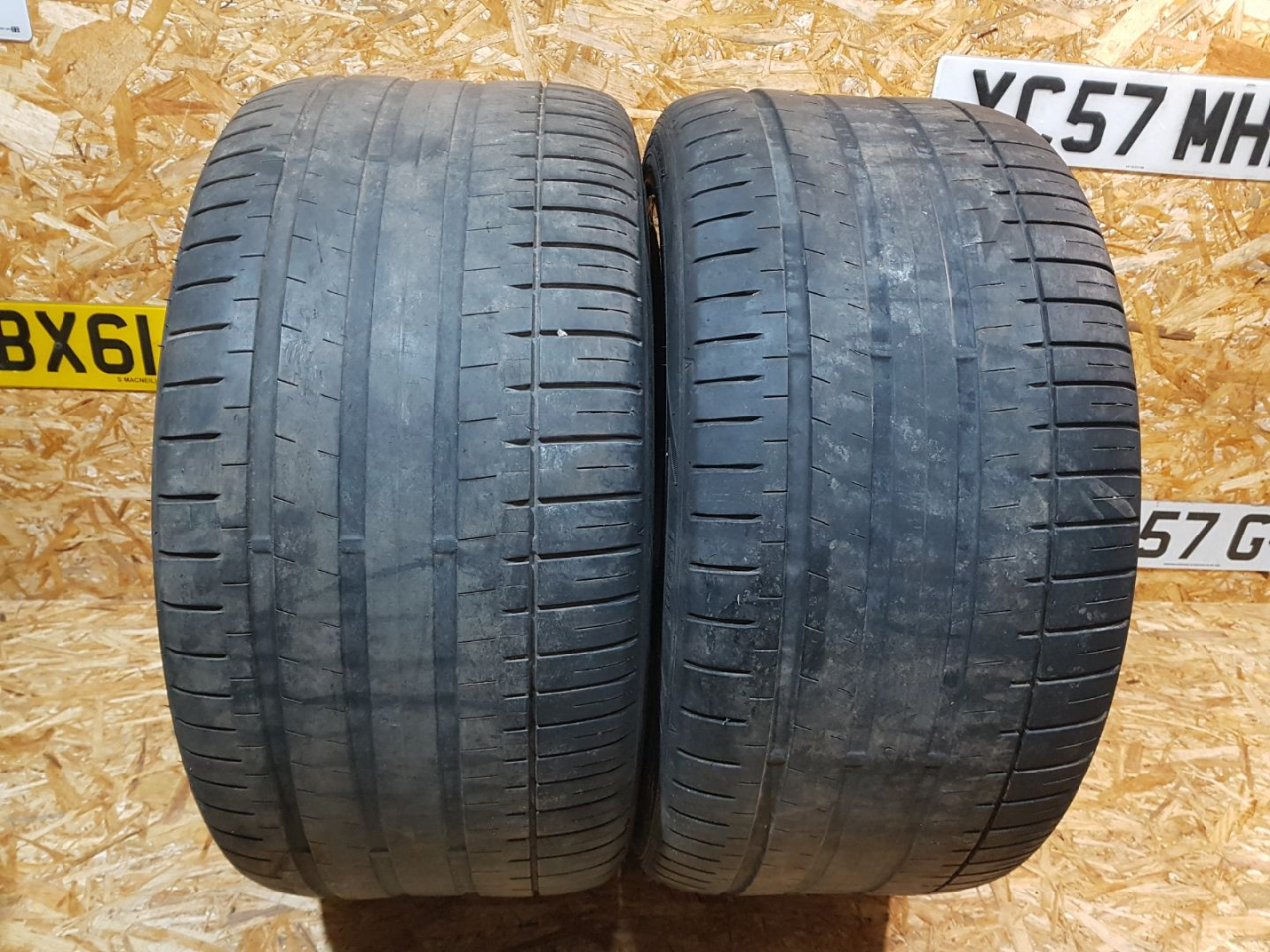 шина BMW X6 E71/E72 2008, 3.0 л., дизель, АКПП, внедорожник 5 дв., полный привод, правый руль - фото №1