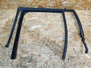 Уплотнитель стекла BMW X1 F48 2016, 2.0 л., дизель, АКПП, белый, внедорожник 5 дв., передний привод, правый руль, 7349653, 51357349653, 51352642357, 2642357, 51352581941, 2581941