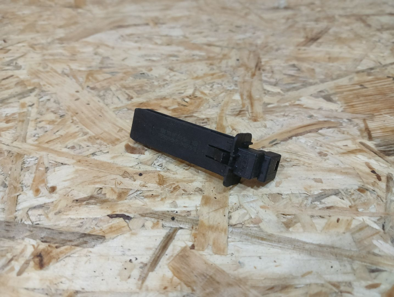 датчик температуры Volkswagen Golf 7 поколение 2016, 5Q0907543 - фото №1