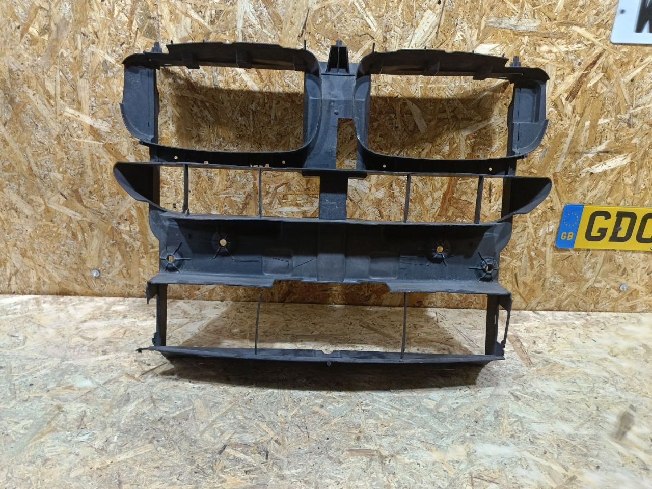 передняя панель крепления облицовки (телевизор) BMW X5 F15 2014, 3.0 л., дизель, АКПП, коричневый, внедорожник 5 дв., полный привод, 18490, 51747343798, 7343798 - фото №1