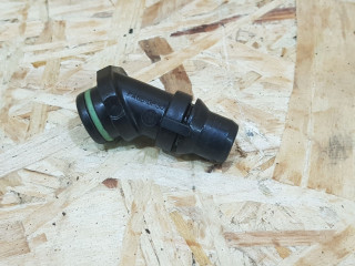 фланец (тройник) системы охлаждения BMW X2 F39 2018, 2.0 л., дизель, МКПП, внедорожник 5 дв., полный привод, правый руль, 11518472116, 8472116