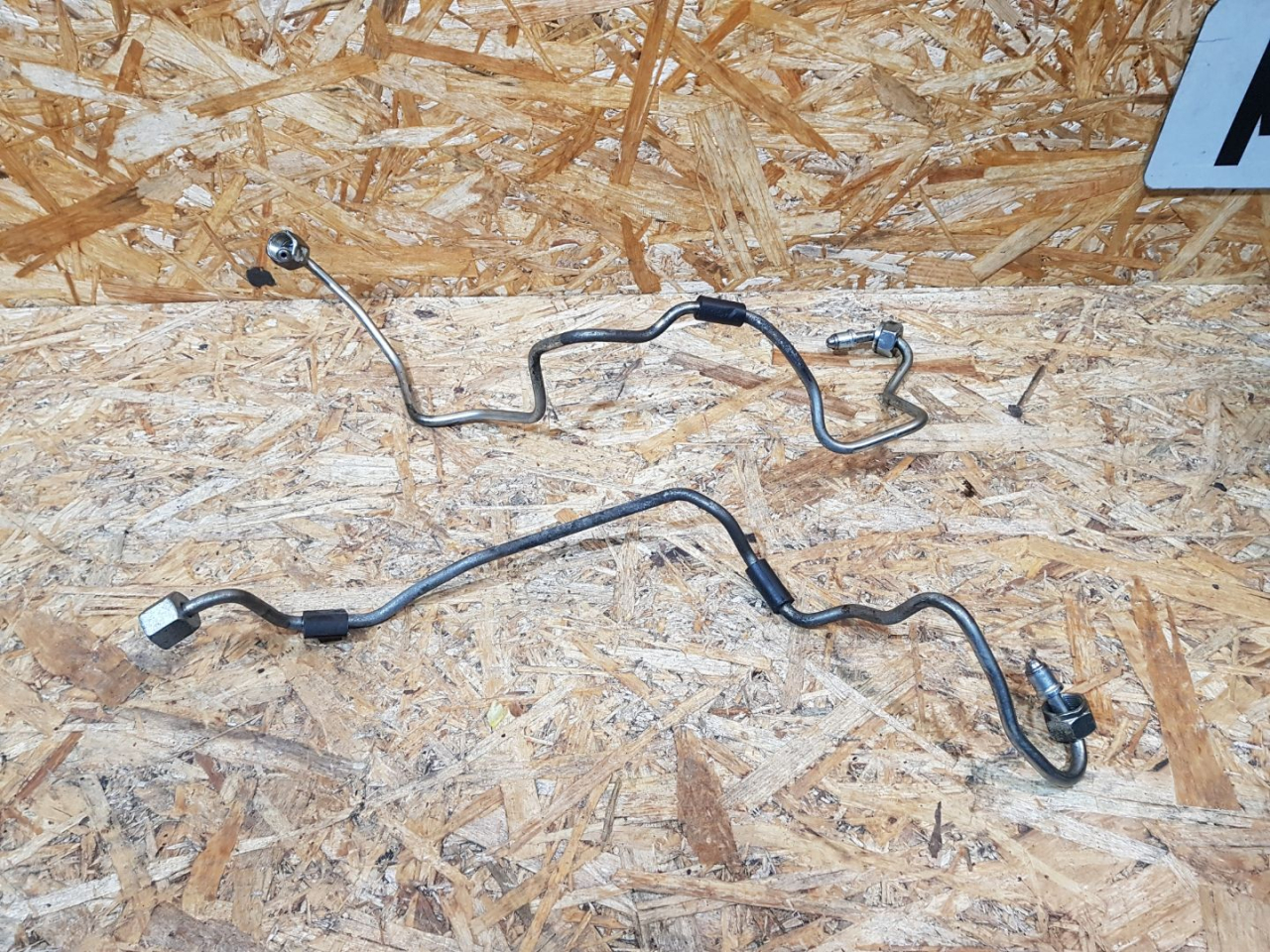 трубка ТНВД BMW 4 серия F32/F33 F32 2015, 3.5 л., дизель, АКПП, черный, купе, полный привод, правый руль, 13537823483, 7823483, 13537823484, 7823484 - фото №1