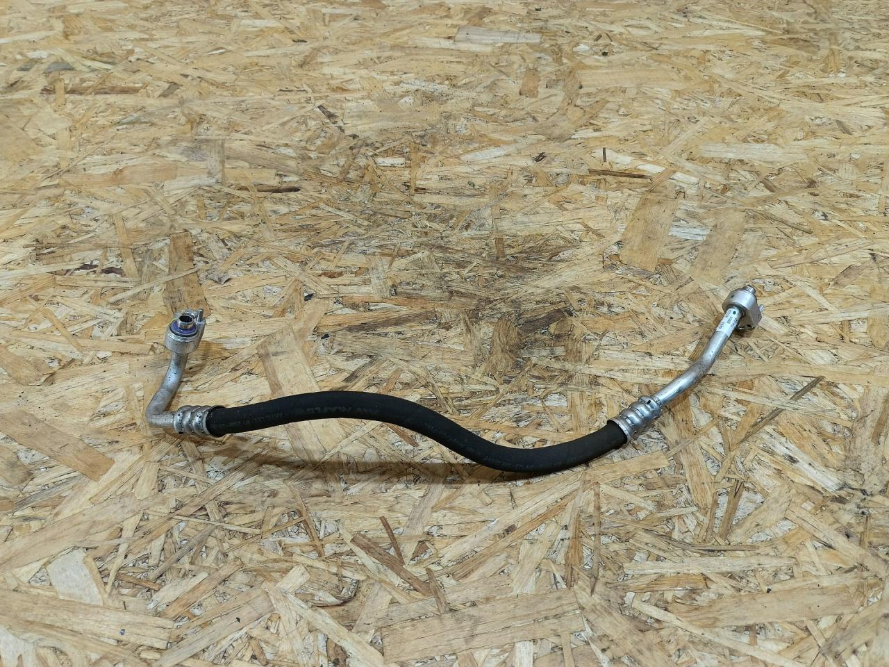 трубка кондиционера BMW 5 серия G30/G31 G30 2018, 3.0 л., дизель, АКПП, серый, седан, полный привод, правый руль, 9321597, 64539321597 - фото №1