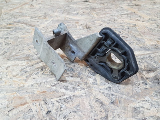 кронштейн радиатора BMW 3 серия F30/F31/F34 F30 2012, 2.0 л., N47 D20 C, дизель, АКПП, седан, задний привод, правый руль, 17118620733, 8620733, 17117600540, 7600540