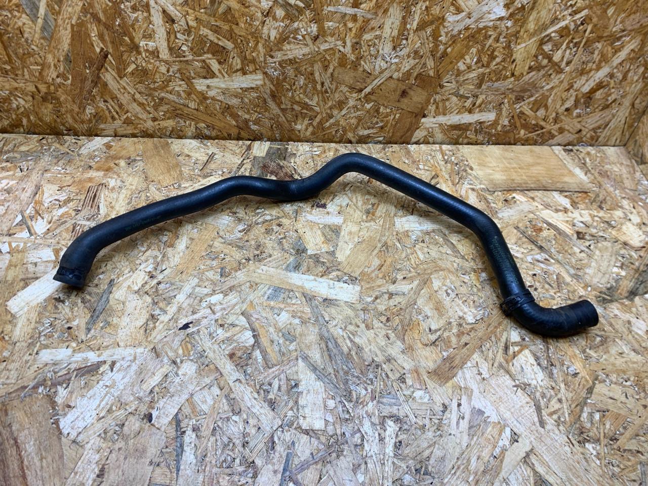 патрубок радиатора BMW X5 E70 2008, 3.0 л., дизель, АКПП, серый, внедорожник 5 дв., полный привод, правый руль, 6955921, 64216955921 - фото №1