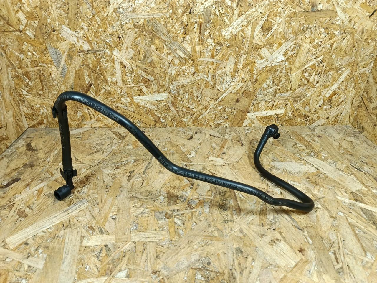 трубка вакуумная BMW 2 серия Active Tourer F45 2015, дизель, АКПП, серый, минивэн, передний привод, 184216, 11665A01FC3, 5A01FC3, 11668654730, 8654730, 11667620924, 7620924 - фото №1