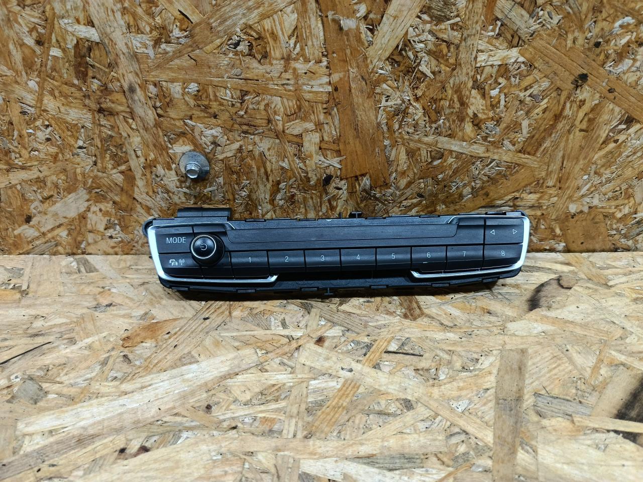 панель управления магнитолой BMW 2 серия Active Tourer F45 2015, дизель, АКПП, серый, минивэн, передний привод, 9371457, 64119371457, 64119357783, 9357783 - фото №1