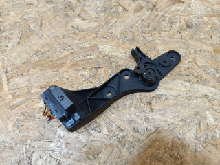 механизм открытия капота (кронштейн в салоне) BMW 3 серия F30/F31 [рестайлинг] F31 2016, 3.0 л., дизель, АКПП, универсал, полный привод, 7326365