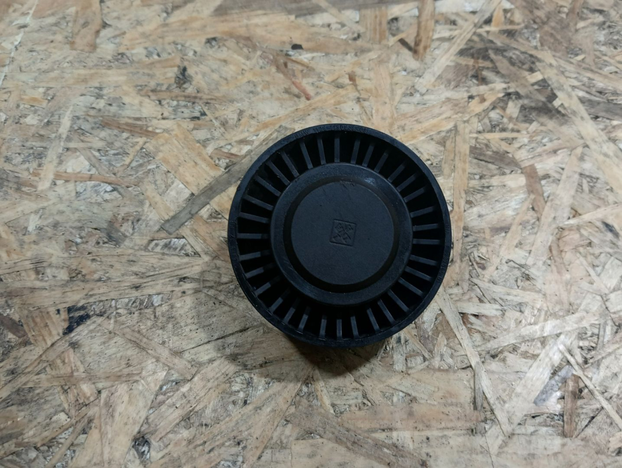 Ролик обводной BMW 3 серия E90/E91/E92/E93 E93 2007, 3.0 л., M57 306 D3, дизель, АКПП, кабриолет, задний привод, правый руль, 7790448, 11287790448 - фото №1