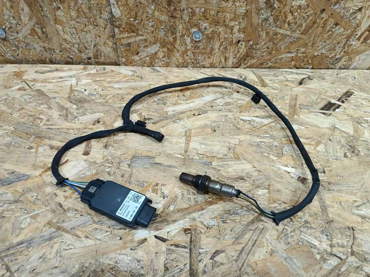 Датчик NOx BMW 5 серия G30/G31 G30 2017, 3.0 л., дизель, АКПП, синий, седан, полный привод, правый руль, 8518791, 13628518791, 13628589846, 8589846, 13628576471, 8576471, 13628511666, 8511666, 13628509721, 8509721, 13627812530, 7812530, 8580410, 13628580410 - фото №1