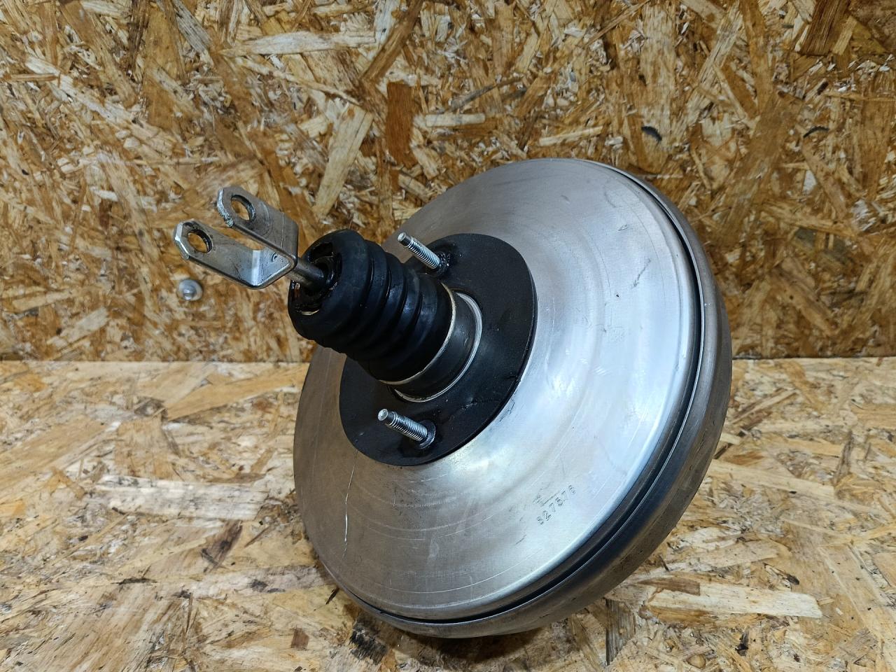 вакуумный усилитель тормозов BMW 1 серия F40 2024, бензин, МКПП, черный, хетчбэк 5 дв., задний привод, 34336860686, 6860686, 6872071, 34336873436, 6873436, 34336864669, 6864669 - фото №1