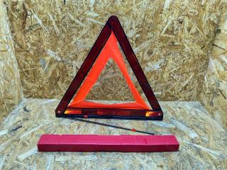 знак аварийной остановки BMW 3 серия F30/F31 [рестайлинг] F31 2016, 3.0 л., дизель, АКПП, универсал, полный привод, 6770487, 71606770487, 71606770096, 6770096, 71606768272, 6768272