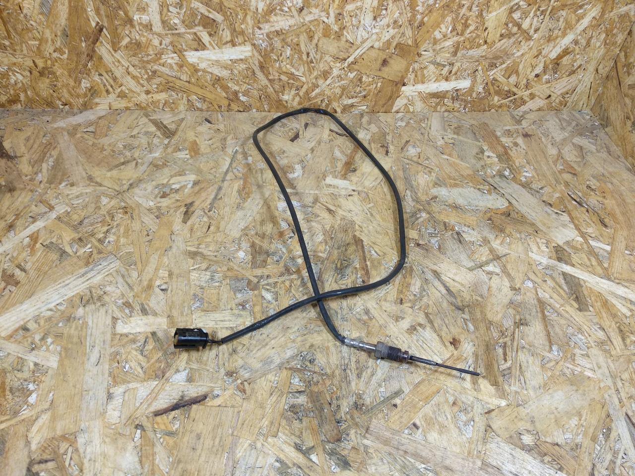 датчик температуры в выпускном коллекторе BMW 2 серия Active Tourer F45 2015, дизель, АКПП, серый, минивэн, передний привод, 8570121 - фото №1