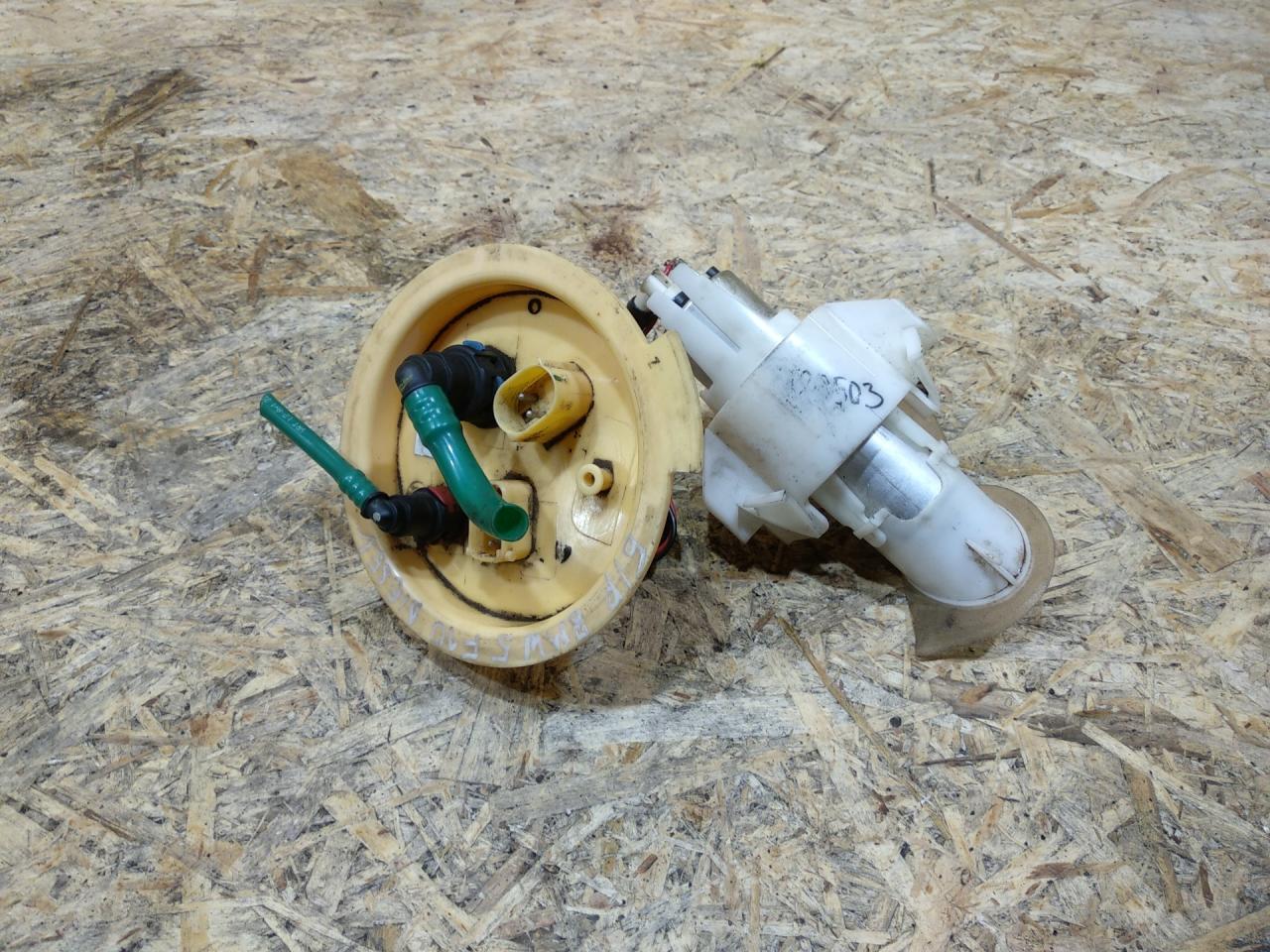 насос топливный BMW 5 серия F07/F10/F11 F10 2012, 2.0 л., N47 D20 C, дизель, АКПП, седан, задний привод, правый руль, 16117260648, 7260648, 7217065, 7222740, 51137222740 - фото №1