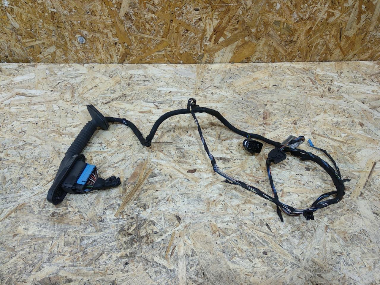 дверная проводка BMW X1 E84 2011, 2.0 л., N47 D20 C, дизель, АКПП, внедорожник 5 дв., полный привод, правый руль, 9247074, 61129247090, 9247090, 61129233591, 9233591 - фото №1