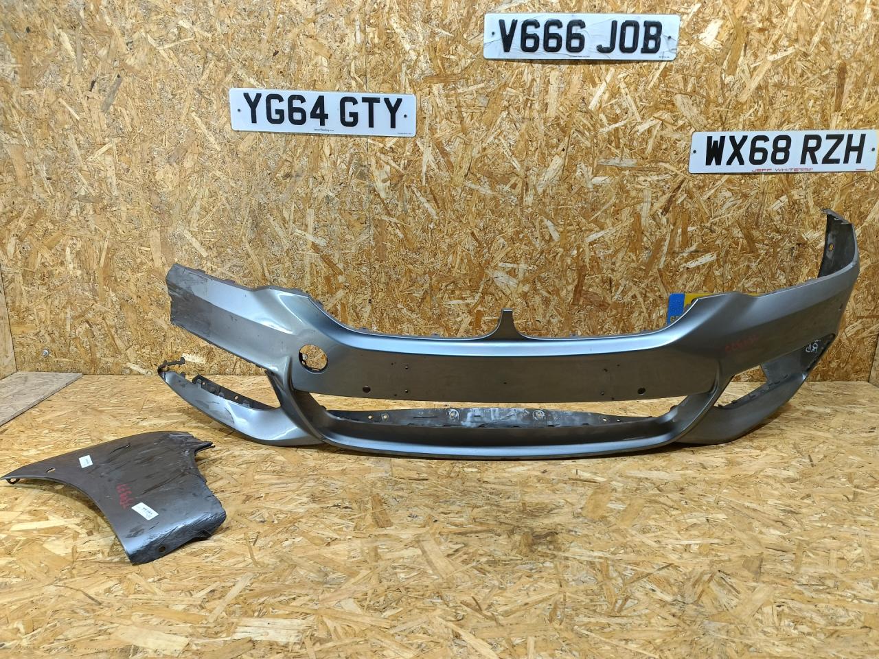 бампер передний BMW 5 серия G30/G31 G30 2018, 3.0 л., дизель, АКПП, серый, седан, полный привод, правый руль, 51118069072, 8069072 - фото №1