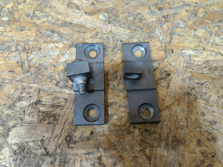 петля двери BMW X5 E70 2007, 4.8 л., бензин, АКПП, серебро, внедорожник 5 дв., полный привод, правый руль