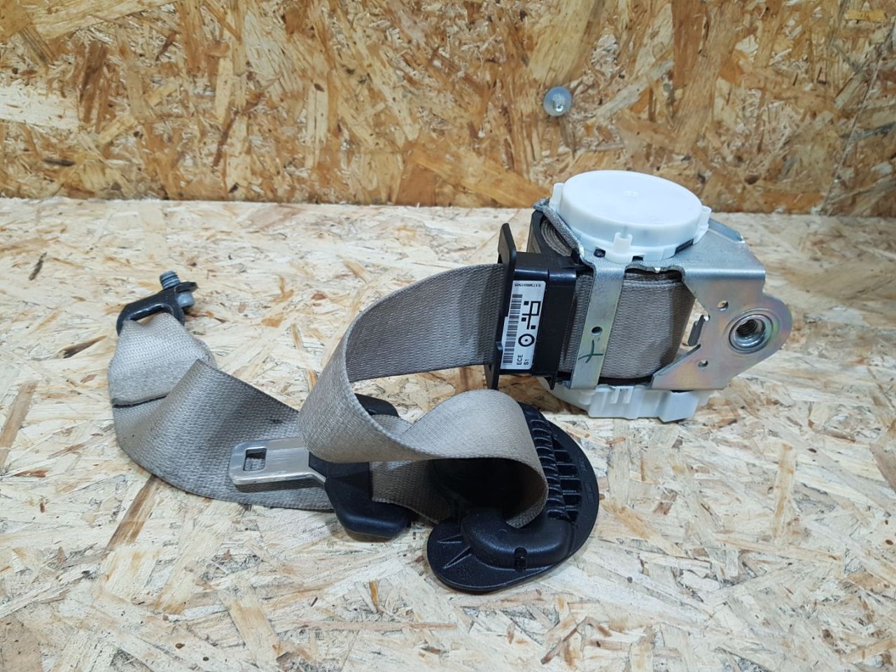 ремень безопасности BMW 3 GT F34 2014, 2.0 л., дизель, МКПП, лифтбэк, задний привод, правый руль, 7309315, 72117309315 - фото №1