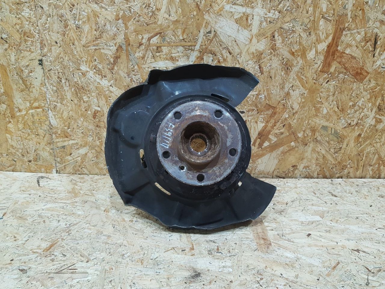 ступица задняя правая BMW 3 GT F34 2014, 2.0 л., дизель, МКПП, лифтбэк, задний привод, правый руль, 33416792361, 6792361, 33416867262, 6867262, 33416792369, 6792369, 33326798984, 6798984 - фото №1