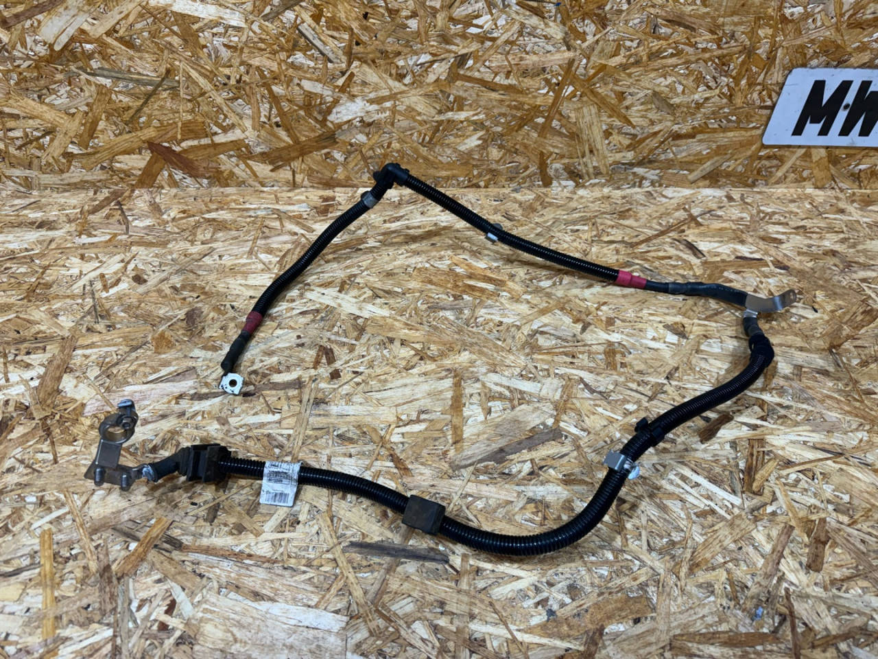 провод с генератора на стартер BMW X1 F48 2016, 2.0 л., дизель, АКПП, белый, внедорожник 5 дв., передний привод, правый руль, 8594489, 12428594489, 12428513157, 8513157 - фото №1