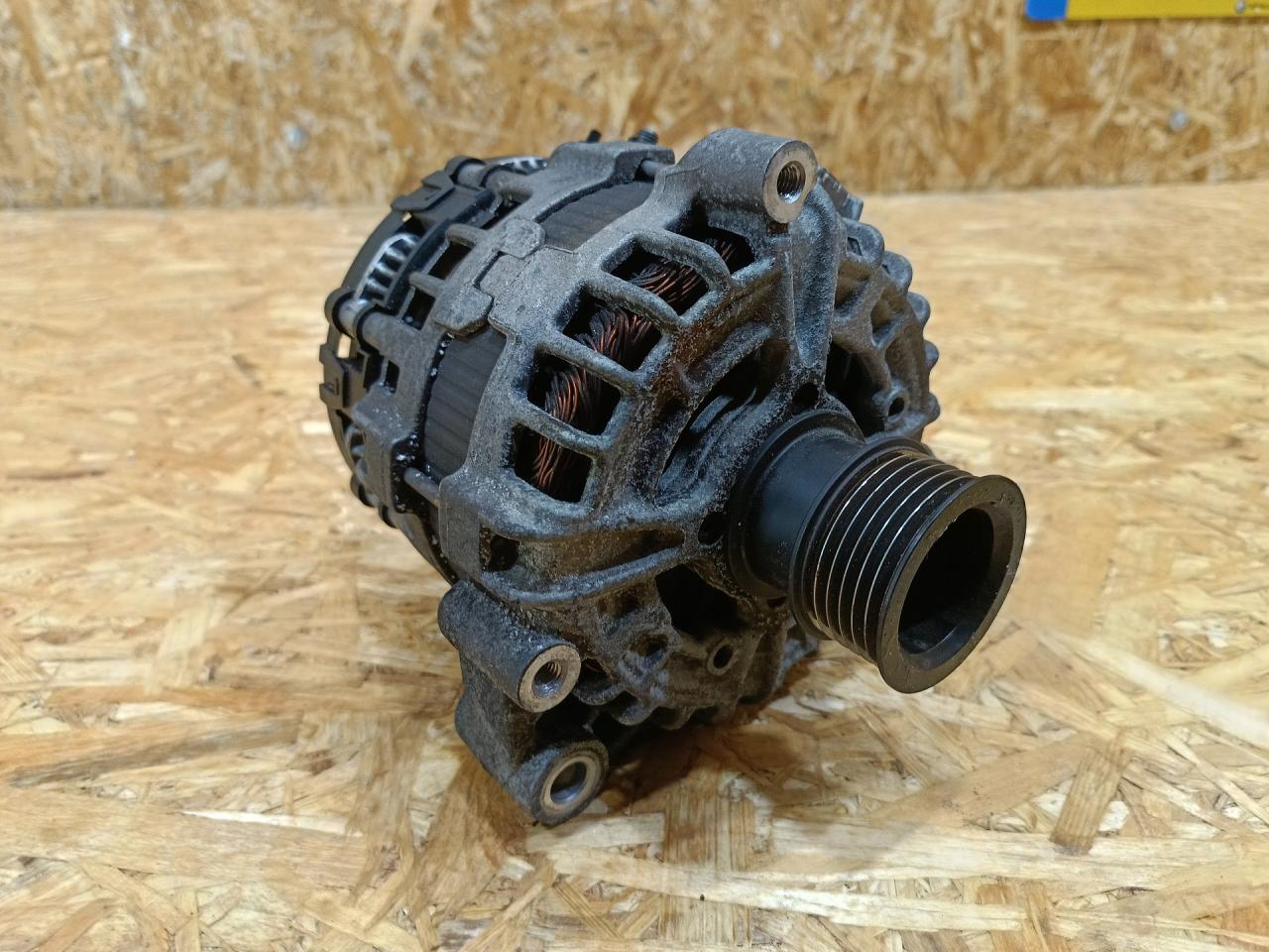 генератор BMW 5 серия G30/G31 G31 2020, 3.0 л., дизель, АКПП, универсал, полный привод, правый руль, 8571358, 12318571358, 0125815004 - фото №1