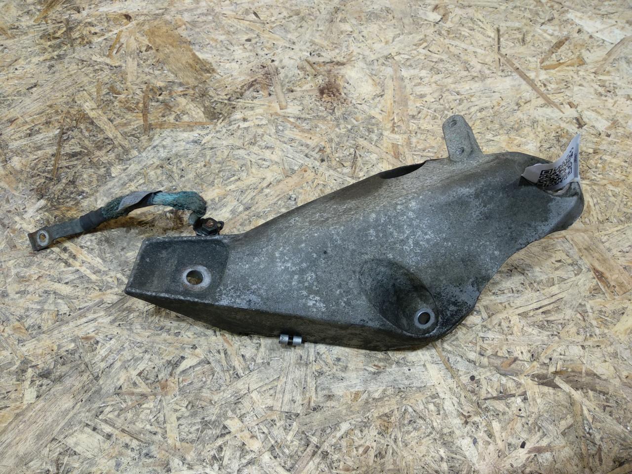 кронштейн двигателя BMW X5 E70 2008, 3.0 л., дизель, АКПП, внедорожник 5 дв., полный привод, правый руль, 6787489, 22116787489, 22116772679, 6772679 - фото №1