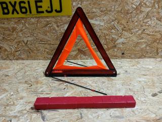 знак аварийной остановки BMW X5 E70 [рестайлинг] E70 2012, 4.0 л., дизель, АКПП, внедорожник 5 дв., полный привод, правый руль, 6770487, 71606770487, 71606770096, 6770096, 71606768272, 6768272