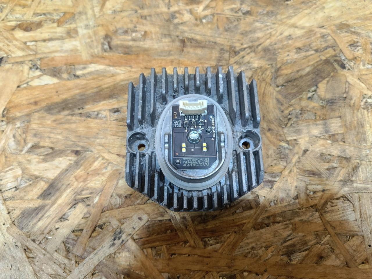 светодиодный LED модуль поворота фары BMW 5 серия G30/G31 G30 2018, 3.0 л., дизель, АКПП, серый, седан, полный привод, правый руль, 16111-2L16111-28, 63117214934, 7214934 - фото №1