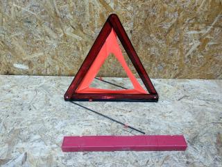 знак аварийной остановки BMW 3 серия F30/F31 [рестайлинг] F31 2016, 2.0 л., дизель, АКПП, белый, универсал, задний привод, 6770487, 71606770487, 71606770096, 6770096, 71606768272, 6768272