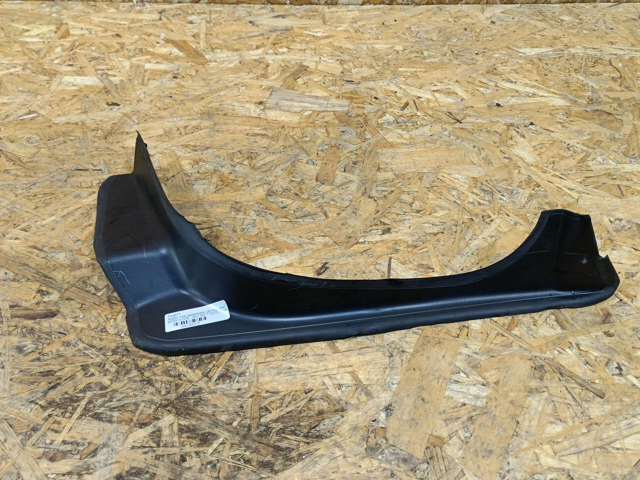 водосток крышки багажника BMW 5 серия G30/G31 G30 2018, 3.0 л., дизель, АКПП, серый, седан, полный привод, правый руль, 7400596, 51497400596 - фото №1