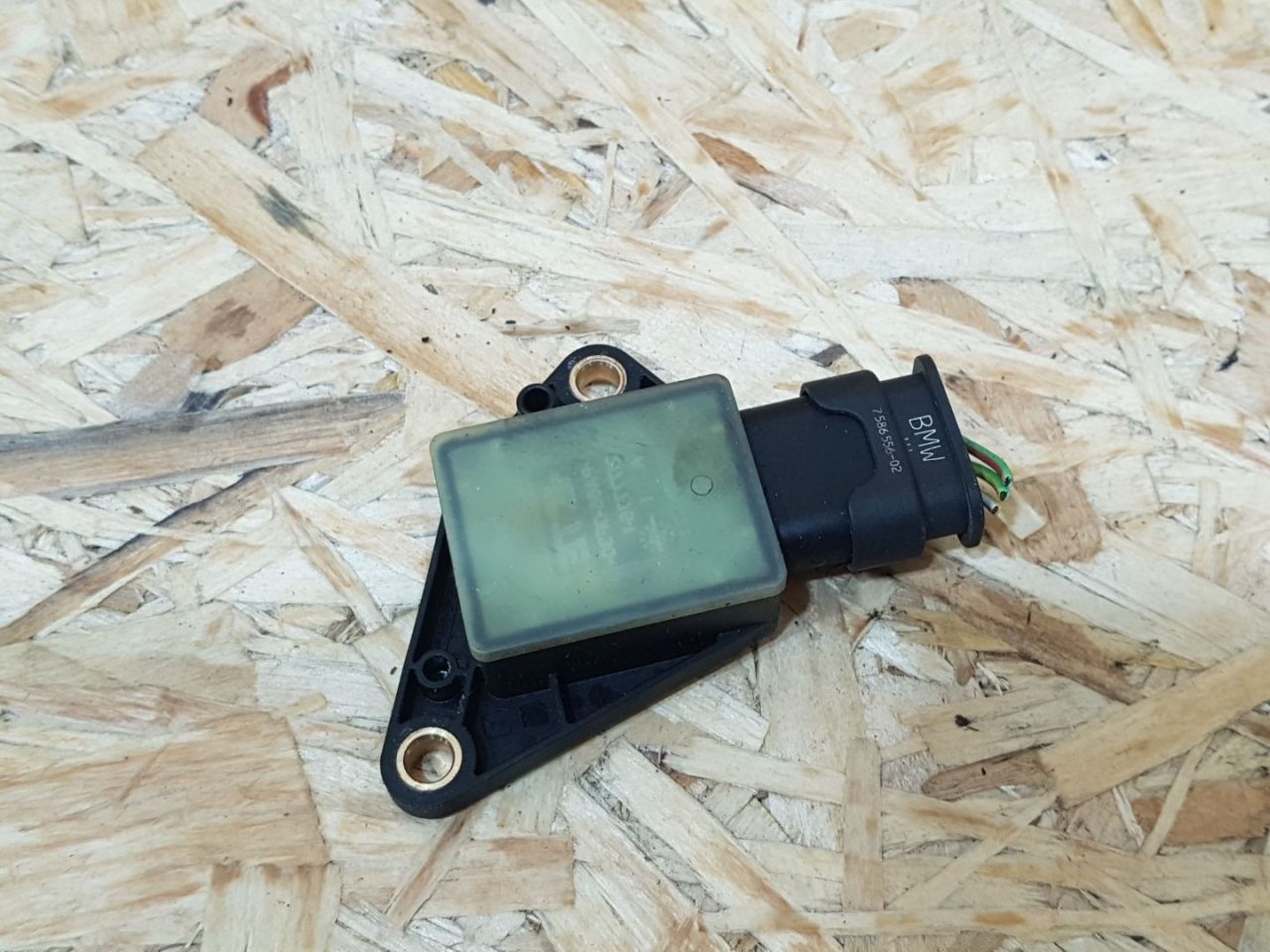 датчик холла коробки передач BMW X1 F48 2016, 2.0 л., дизель, АКПП, белый, внедорожник 5 дв., передний привод, правый руль, 7639208, 23147639208 - фото №1