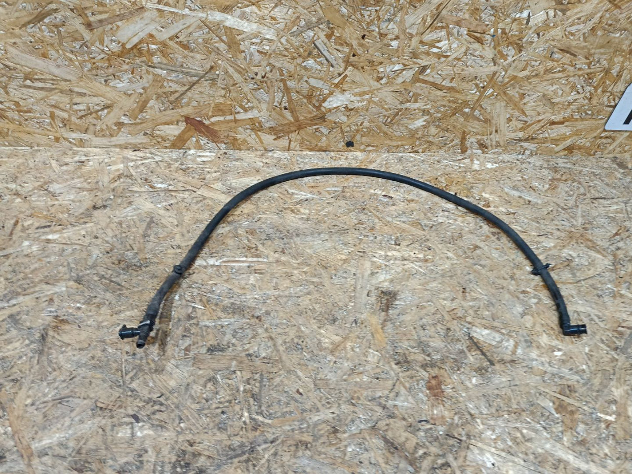 шланг омывателя BMW X5 E70 2008, 3.0 л., дизель, АКПП, серый, внедорожник 5 дв., полный привод, правый руль, 7181995, 61677181995, 61677162589, 7162589 - фото №1