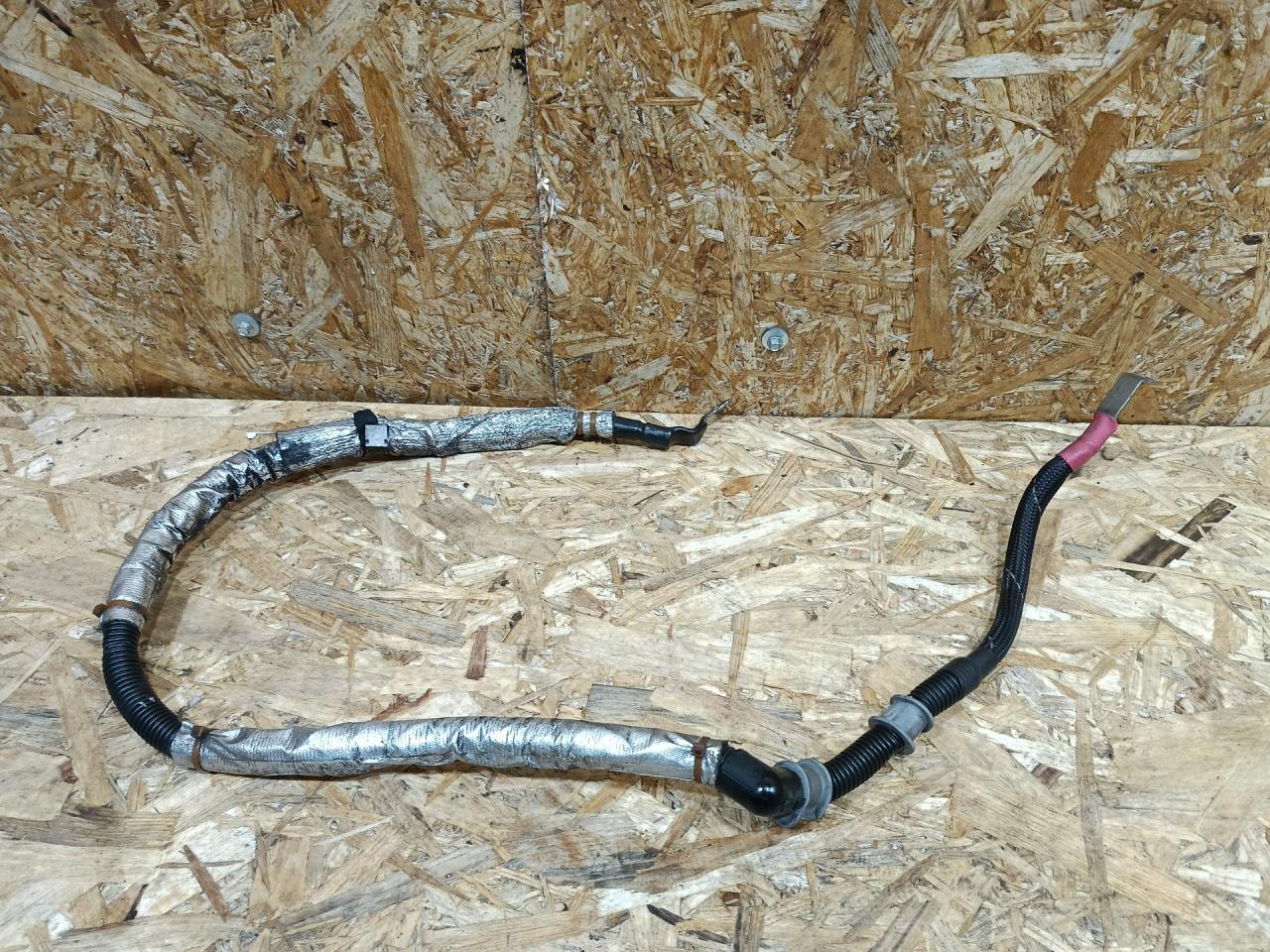 провод с генератора на стартер BMW 5 серия G30/G31 G30 2017, 3.0 л., дизель, АКПП, синий, седан, полный привод, правый руль, 12428595355, 8595355, 12428590100, 8590100 - фото №1